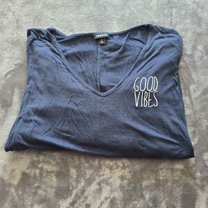 Torrid "Good Vibes" Soft Long Sleeve Size 2
